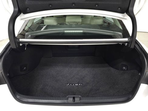 Used 2024 Lexus ES 350 w/ Premium Package FWD image 7
