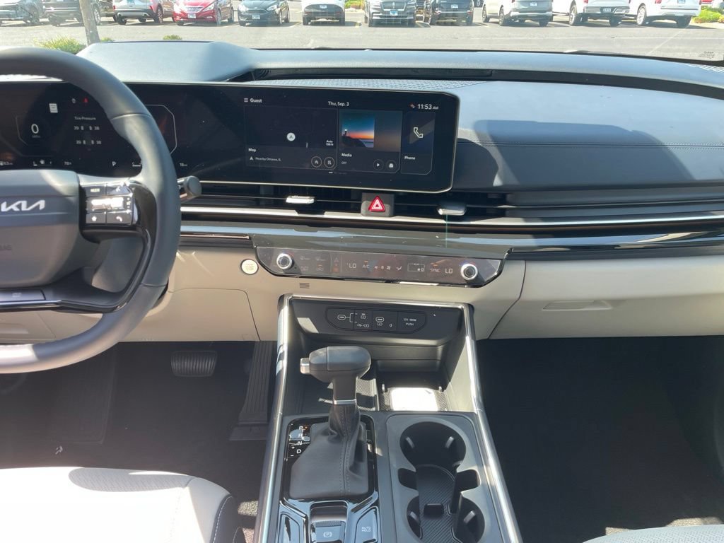New 2027 Kia Carnival SX Prestige FWD image 13