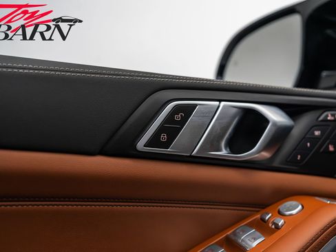 Used 2024 BMW X7 M60i w/ Executive Package image 23