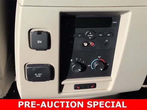 Used 2014 Ford Expedition Limited image 24