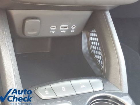 Used 2021 Chevrolet TrailBlazer LT w/ Convenience Package FWD image 27