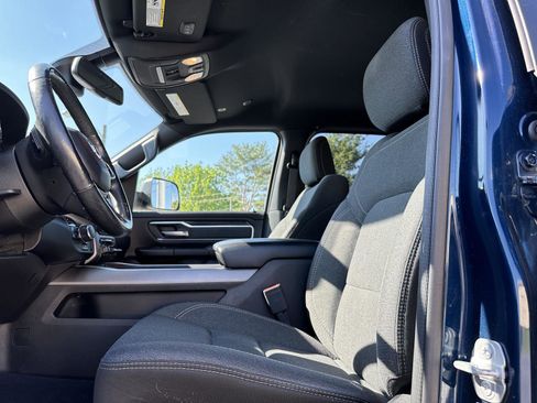 Used 2019 RAM 1500 Big Horn AWD/4WD image 11