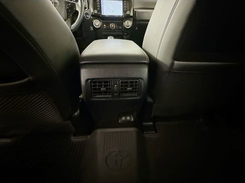 Used 2020 Toyota 4Runner TRD Off-Road image 26