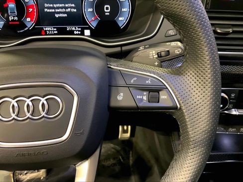 Used 2025 Audi SQ5 Premium Plus AWD/4WD image 25