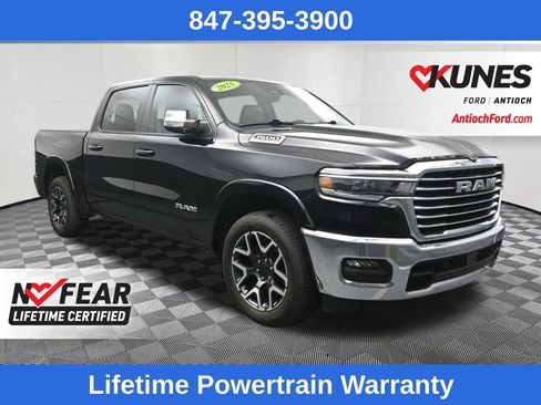 Used 2025 RAM 1500 Laramie AWD/4WD image 4