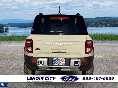 New 2025 Ford Bronco Sport Outer Banks w/ Sasquatch Outer Banks Package image 4
