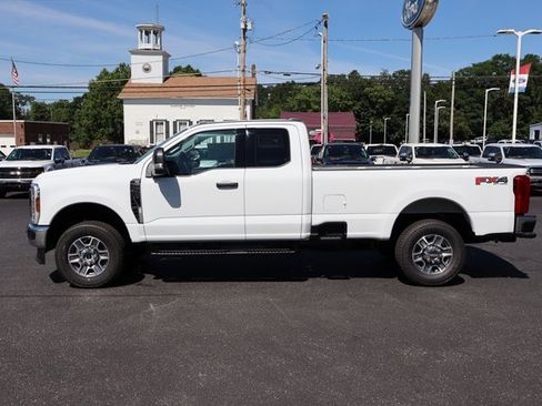 New 2025 Ford F350 XLT w/ FX4 Off-Road Package image 14
