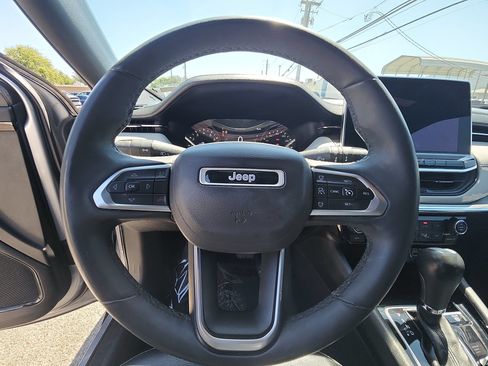 Used 2024 Jeep Compass Limited AWD/4WD image 11