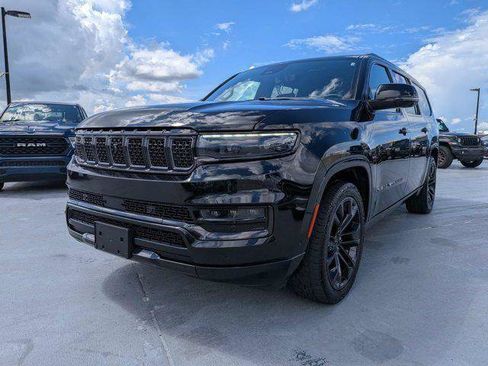 Certified 2024 Jeep Grand Wagoneer L Series II w/ Quick Order Packagew 28T AWD/4WD image 7