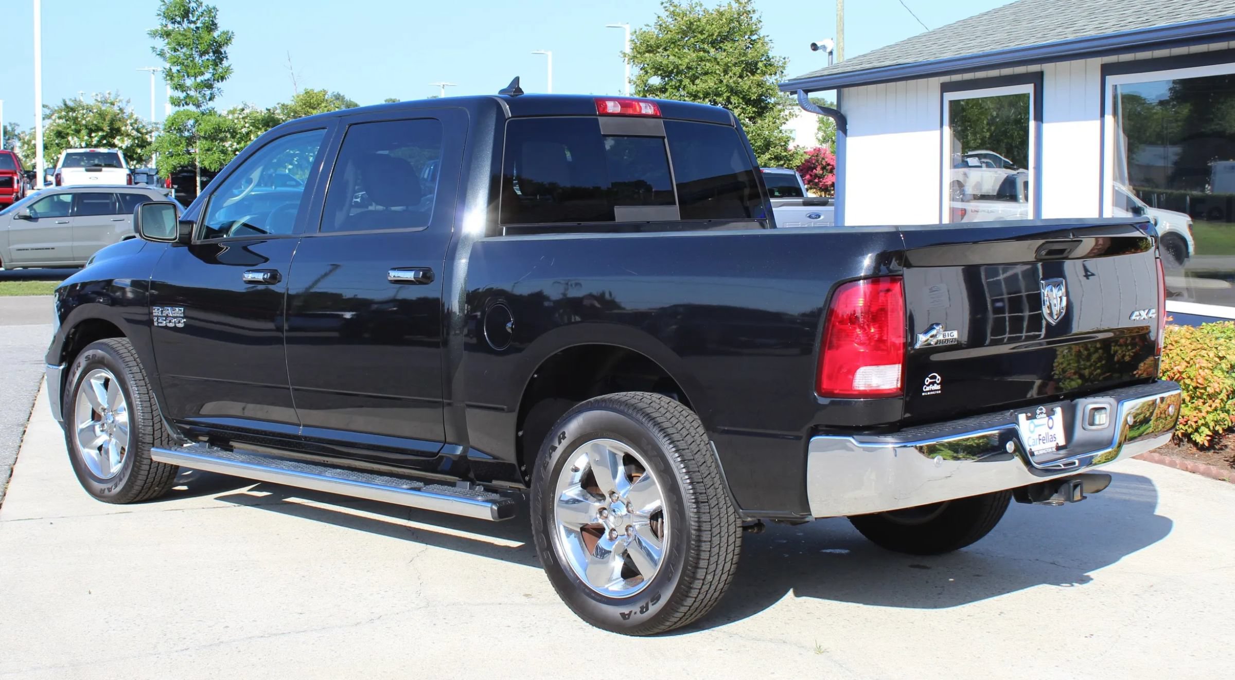 Used 2017 RAM 1500 Big Horn AWD/4WD image 3