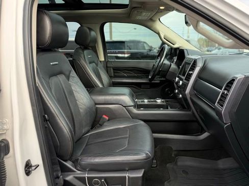 Certified 2019 Ford Expedition Max Platinum image 19