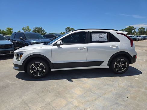 New 2026 Kia Niro EX FWD image 5
