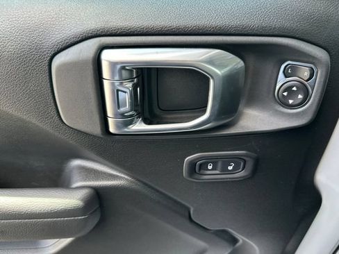 New 2026 Jeep Gladiator Sport AWD/4WD image 10