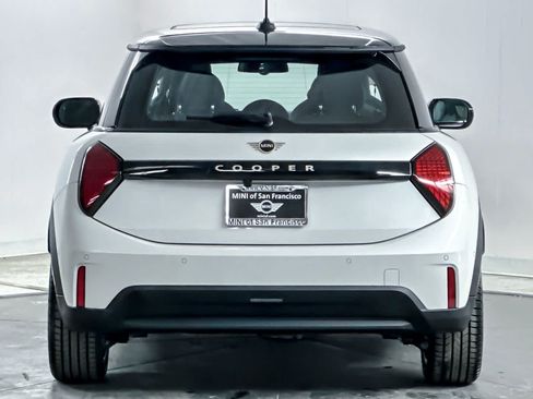 Used 2026 MINI Cooper 2-Door Hardtop FWD image 7