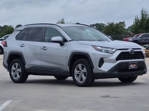 Certified 2024 Toyota RAV4 XLE FWD image 8