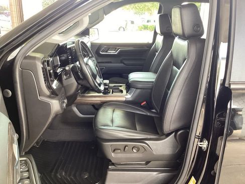 Used 2023 Chevrolet Silverado 1500 RST w/ Convenience Package II AWD/4WD image 31