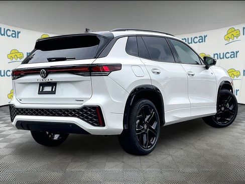 New 2026 Volkswagen Tiguan SE R-Line AWD/4WD image 7
