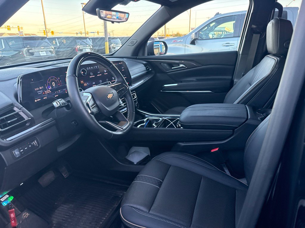 Used 2026 Chevrolet Traverse High Country w/ LPO, Floor Liner Package AWD/4WD image 5