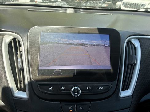Used 2024 Chevrolet Malibu LT FWD image 20