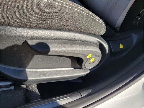 New 2025 Hyundai Venue SEL image 13