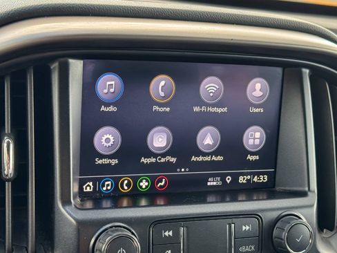 Used 2022 Chevrolet Colorado Z71 AWD/4WD image 31