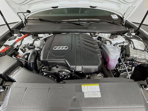 Used 2025 Audi A6 Premium Plus w/ Premium Plus Package image 32