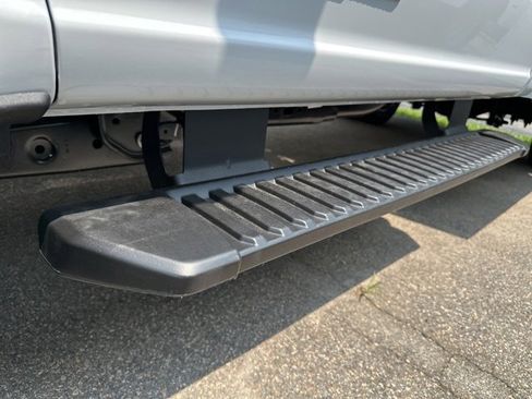 New 2025 Ford F550 4x4 Regular Cab Super Duty image 15