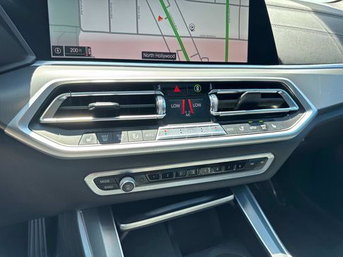 Certified 2022 BMW X5 sDrive40i w/ Premium Package image 24