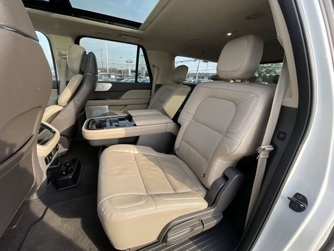 Used 2024 Lincoln Navigator L Reserve AWD/4WD image 26