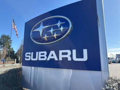 Used 2021 Subaru Outback Limited w/ Popular Package #2 image 10