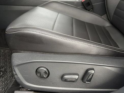 Used 2023 Volkswagen Jetta SE FWD image 15