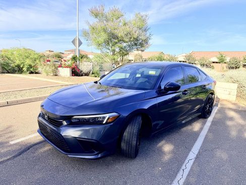 Used 2022 Honda Civic Sport image 3