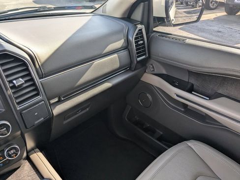 Certified 2021 Ford Expedition Limited image 19