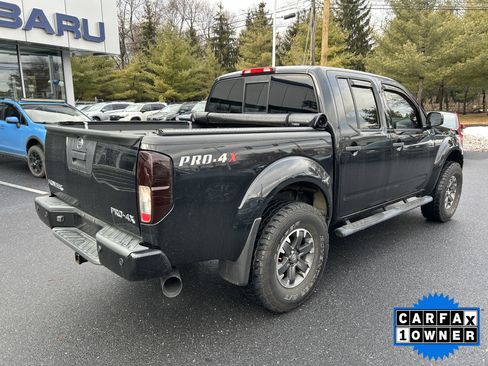Used 2019 Nissan Frontier PRO-4X image 3