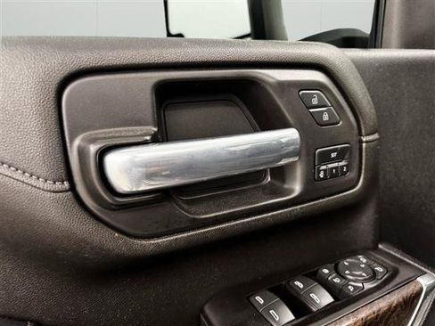 Used 2021 GMC Sierra 3500 Denali w/ Denali Ultimate Package AWD/4WD image 11