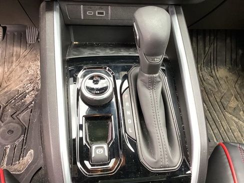 Used 2024 Chevrolet Colorado Trail Boss w/ Advanced Trailering Package image 23