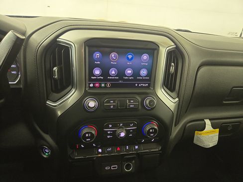 Certified 2019 Chevrolet Silverado 1500 LT w/ All-Star Edition image 21