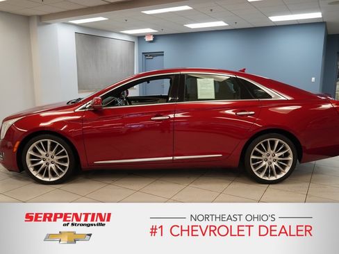Used 2014 Cadillac XTS Platinum image 2