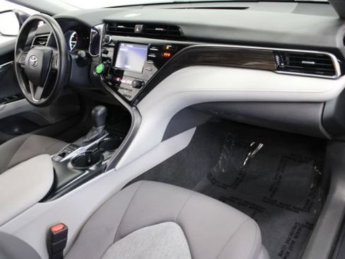 Used 2020 Toyota Camry LE w/ Fleet Convenience Package FWD image 26