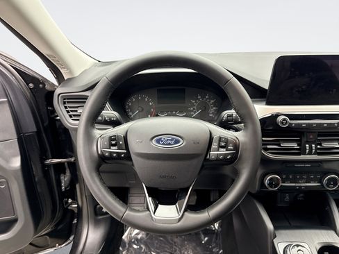 Used 2022 Ford Escape SE w/ Convenience Package image 12