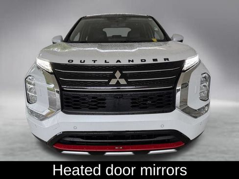 Used 2023 Mitsubishi Outlander SE AWD/4WD image 12
