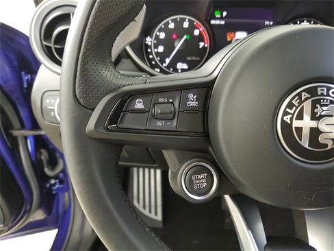 Used 2022 Alfa Romeo Giulia Sprint image 23