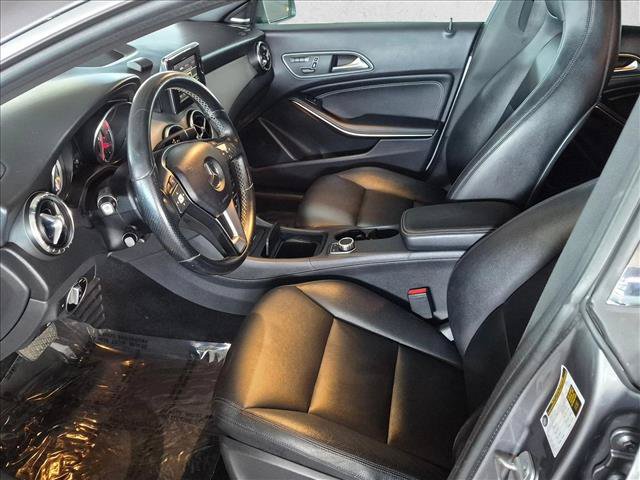 Used 2014 Mercedes-Benz CLA 250 image 14