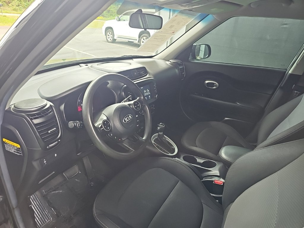 Used 2019 Kia Soul + FWD image 31