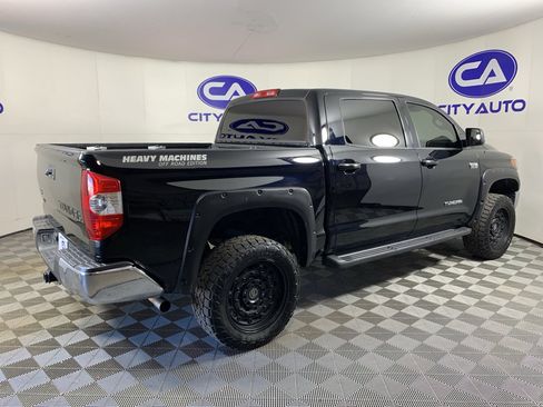 Used 2019 Toyota Tundra SR5 w/ SR5 Upgrade Package image 3
