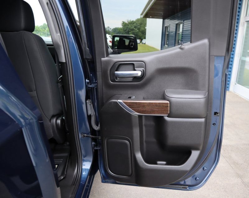 Used 2021 GMC Sierra 1500 Elevation w/ Preferred Package AWD/4WD image 19