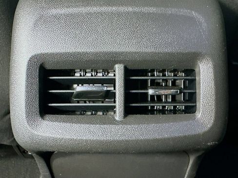 Used 2022 GMC Terrain SLE w/ Driver Convenience Package FWD image 24