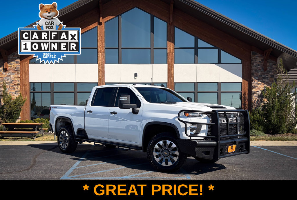 Used 2023 Chevrolet Silverado 2500 Custom w/ Custom Value Package AWD/4WD image 1