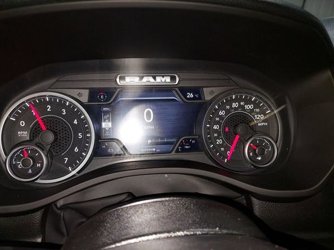 New 2026 RAM 1500 Express AWD/4WD image 21