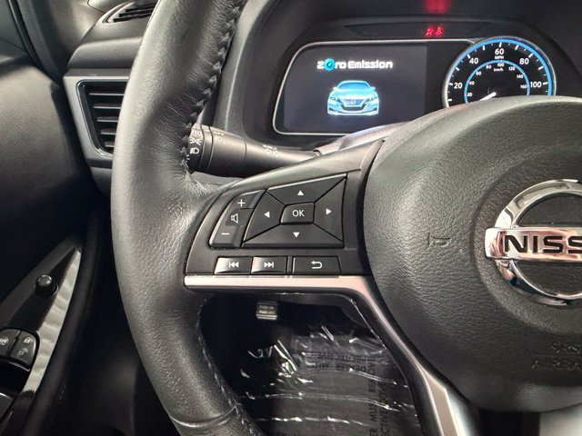 Used 2020 Nissan Leaf SV w/ Protection Package FWD image 12